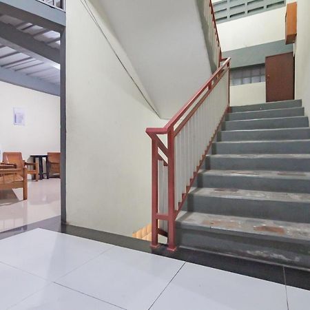 Reddoorz Syariah At Cigadung Raya Street Otel Bandung Dış mekan fotoğraf